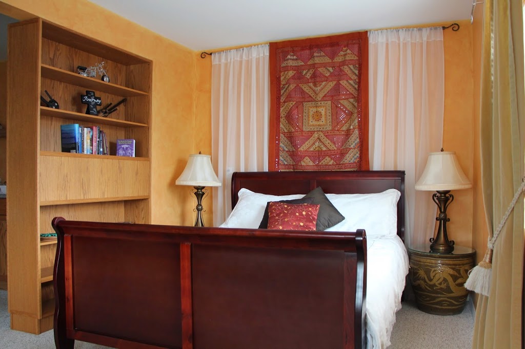 Selah Retreat Bed and Breakfast | 2847 Walsh Rd, Sorrento, BC V0E 2W1, Canada | Phone: (250) 434-4565