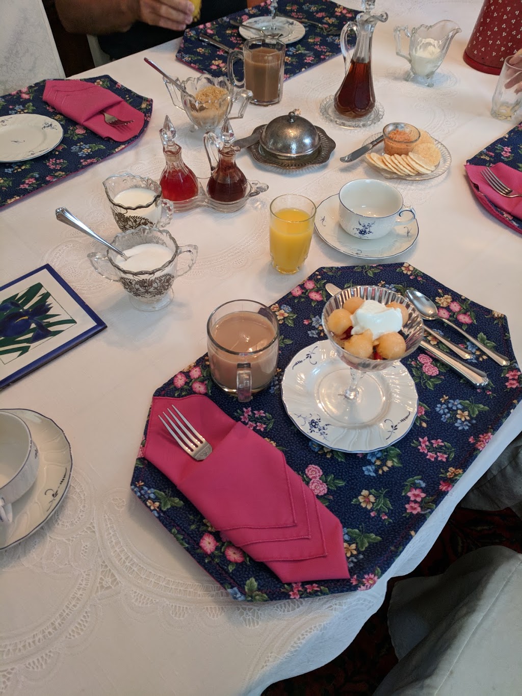 Century House B & B | 155 Dill St, Bracebridge, ON P1L 1E5, Canada | Phone: (705) 645-9903