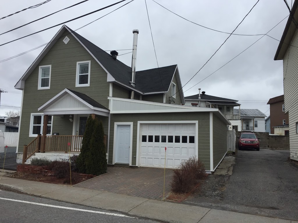 Constructions Mauriciennes | 535 Rue de la Providence, Sainte-Ursule, QC J0K 3M0, Canada | Phone: (819) 448-0957