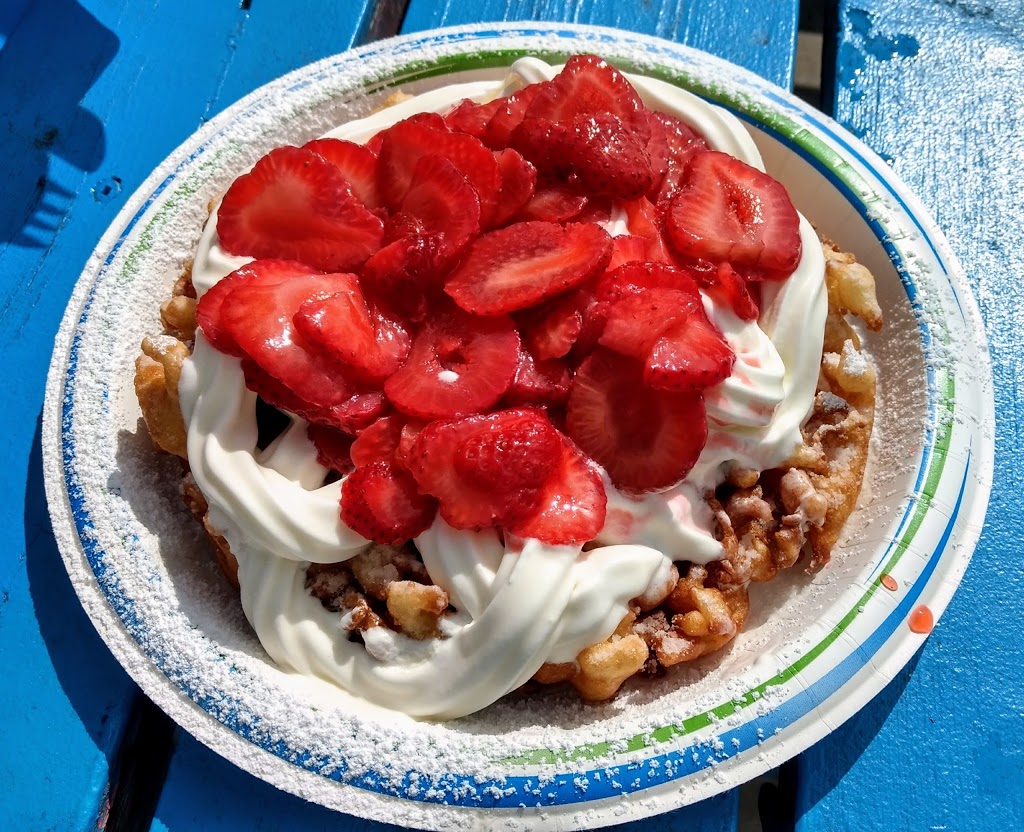 Funnel Tunnel | 14 1st St N, Wasaga Beach, ON L9Z 2K2, Canada | Phone: (705) 429-1169