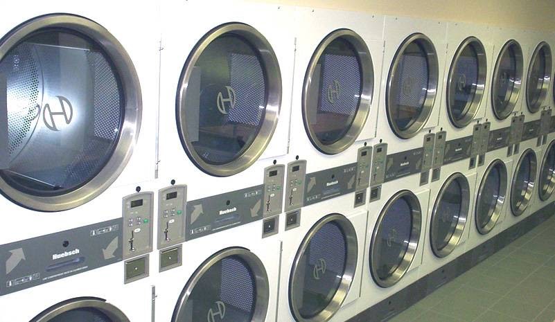 Surfs Up! Coin Laundry & Dry Cleaning | 277 Bath Rd, Kingston, ON K7M 2X6, Canada | Phone: (613) 542-2345