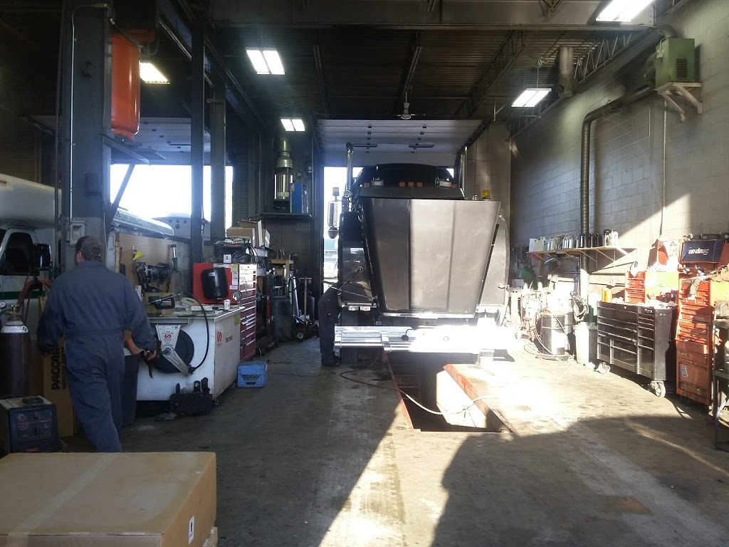 Rob Gillies Truck & Auto Service | 21 Laing Blvd, St Thomas, ON N5P 3Z4, Canada | Phone: (519) 633-6384