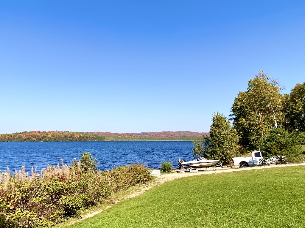 Tom Thomson Park | Ottawa Ave, South River, ON P0A 1X0, Canada | Phone: (705) 386-2573