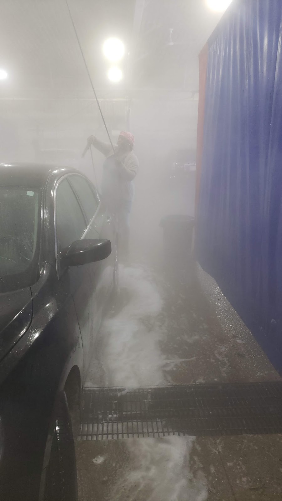 Squeaky Clean Car Wash | 5689 Riverbend Rd NW, Edmonton, AB T6H 5K4, Canada | Phone: (780) 913-4846