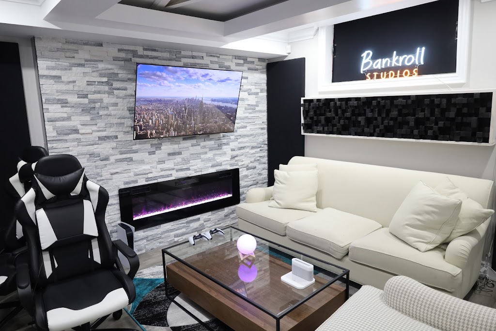 Bankroll Studios | 118 Ice Palace Cres, Oshawa, ON L1L 0G9, Canada | Phone: (647) 696-0282