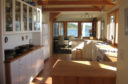 Boathouse - Waterfront Accommodation on Cortes Island | Seascape Rd, Mansons Landing, BC V0P 1K0, Canada | Phone: (250) 935-6795