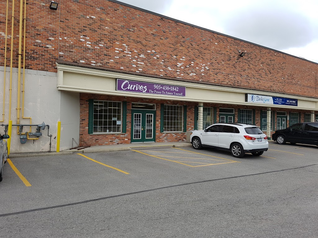 Curves | 1916 Dundas St E, Whitby, ON L1N 2L6, Canada | Phone: (905) 438-1842