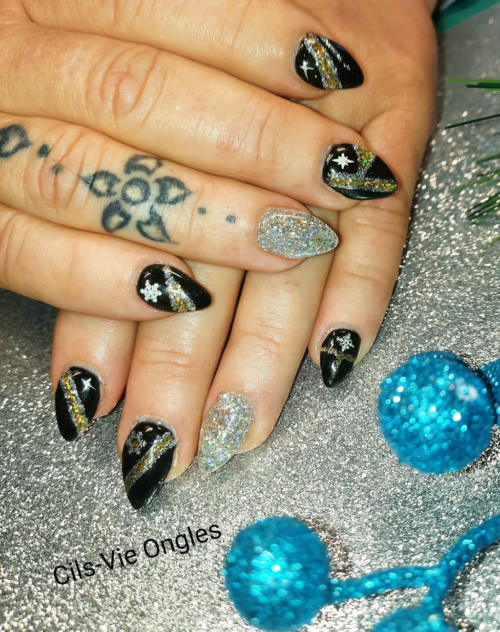 Cils-Vie Ongles | 390 Rue Caron, Disraeli, QC G0N 1E0, Canada | Phone: (418) 281-1077