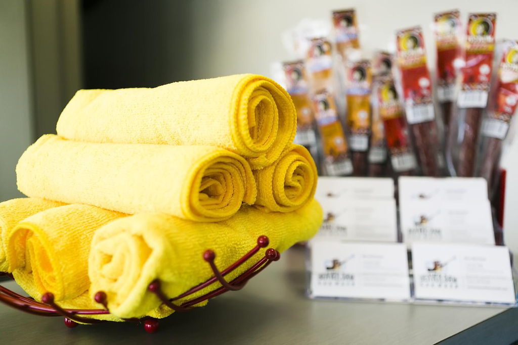 Beaver Dam Car Wash | 5216 6 St NE, Calgary, AB T2K 4W5, Canada | Phone: (403) 567-0602