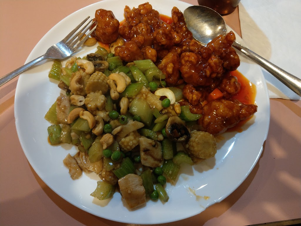 Zhous Chinese Restaurant | 1930 Como Lake Ave, Coquitlam, BC V3J 3P8, Canada | Phone: (604) 936-9958