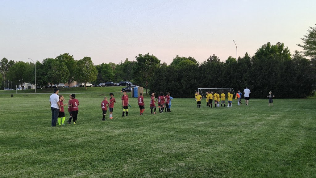 Beaverbrook Park | 2500 Campeau Dr, Kanata, ON K2K 2W3, Canada | Phone: (866) 261-9799