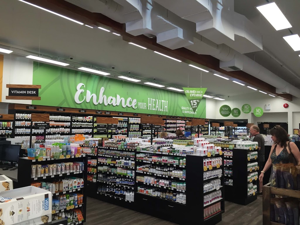 Natures Fare Markets | 15180 North Bluff Rd, White Rock, BC V4B 3E5, Canada | Phone: (778) 291-1321