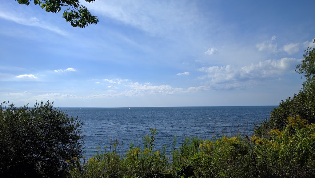 Lakebreeze Park | 46A Butler Crescent, St. Catharines, ON L2M 6Z6, Canada | Phone: (905) 688-5600