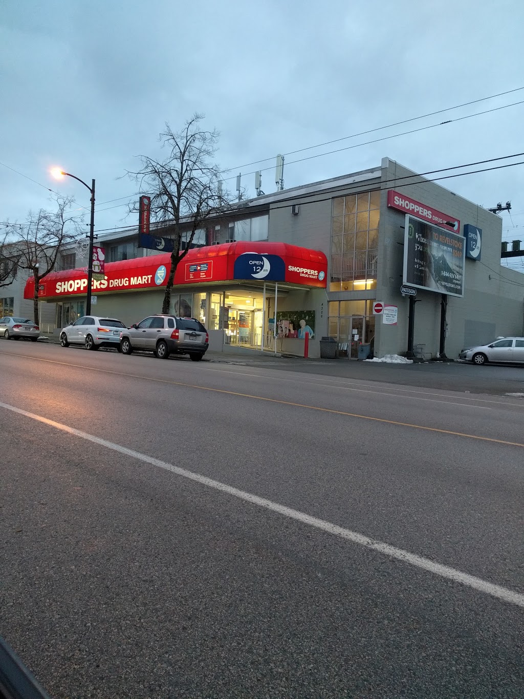 Shoppers Drug Mart | 4326 Dunbar St, Vancouver, BC V6S 2G3, Canada | Phone: (604) 732-8855