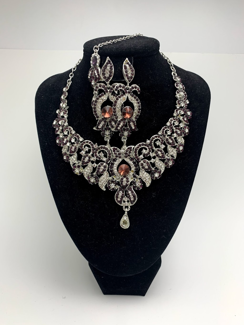Ganga Textiles & Fashions | 3351 Markham Rd #122, Scarborough, ON M1X 0A6, Canada | Phone: (416) 907-9712