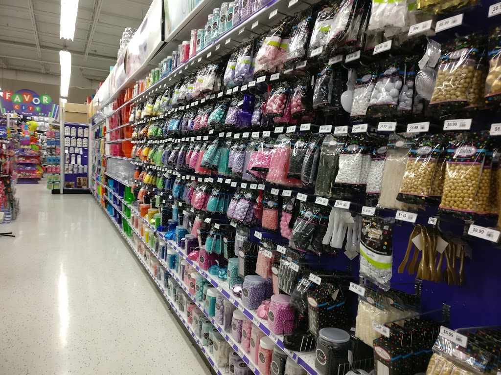 Party City | 3050 Vega Blvd, Mississauga, ON L5L 5X8, Canada | Phone: (905) 607-2789