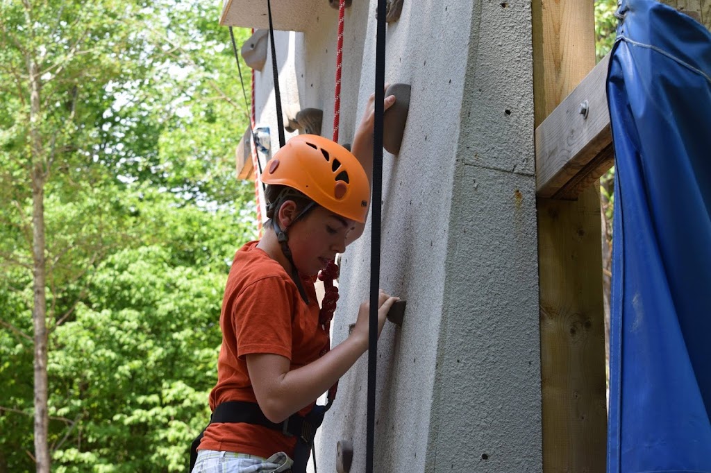 5 Star Camps | 2013 Old Carp Rd, Carp, ON K0A 1L0, Canada | Phone: (613) 256-4589