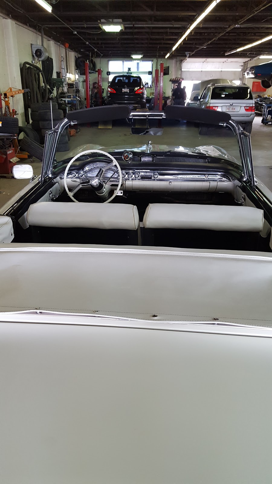 T2 TRUCK & AUTO | 7425 77 Ave NW, Edmonton, AB T6B 0B7, Canada | Phone: (780) 466-7704