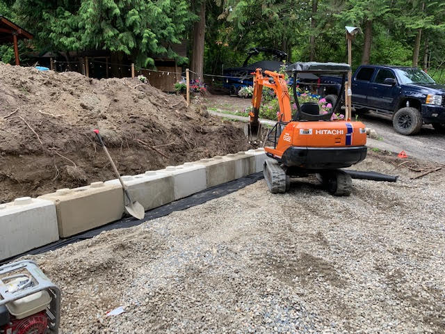 Ridgeback Earthworks | 2921 Chalet Dr, Blind Bay, BC V0E 1H1, Canada | Phone: (250) 253-8473