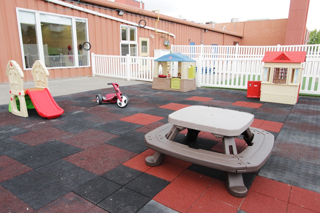 Little Angels YYC | 400 Main St N #105, Airdrie, AB T4B 2N1, Canada | Phone: (403) 980-5677