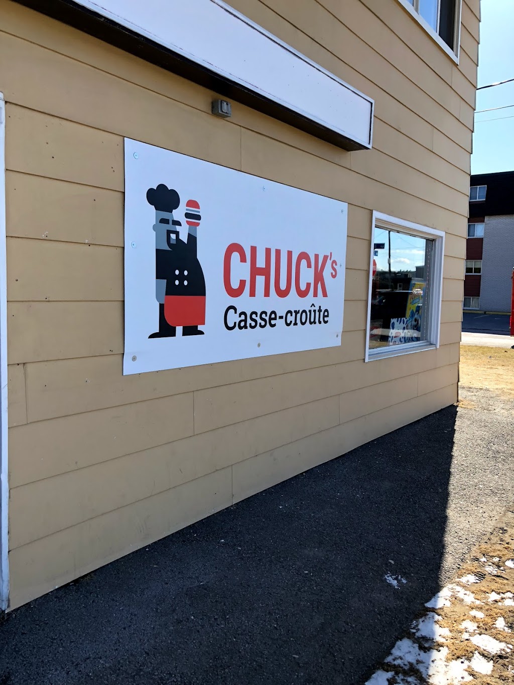 Chucks Casse-Croute | 196 Chemin de la Savane, Gatineau, QC J8T 1R3, Canada | Phone: (819) 561-5353