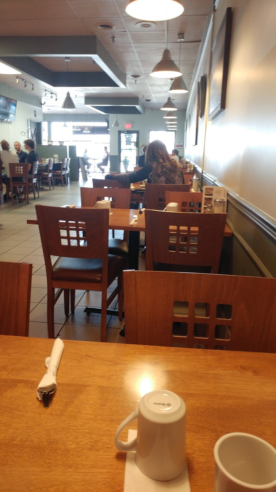 The Olive Restaurant | 100 The East Mall Unit #4, Etobicoke, ON M8Z 5X2, Canada | Phone: (416) 255-7714