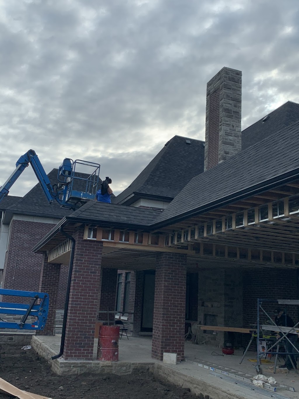 Bristone Home and Gardens | 3073 Jarrow Ave Unit 2, Mississauga, ON L4X 2C6, Canada | Phone: (647) 894-9189