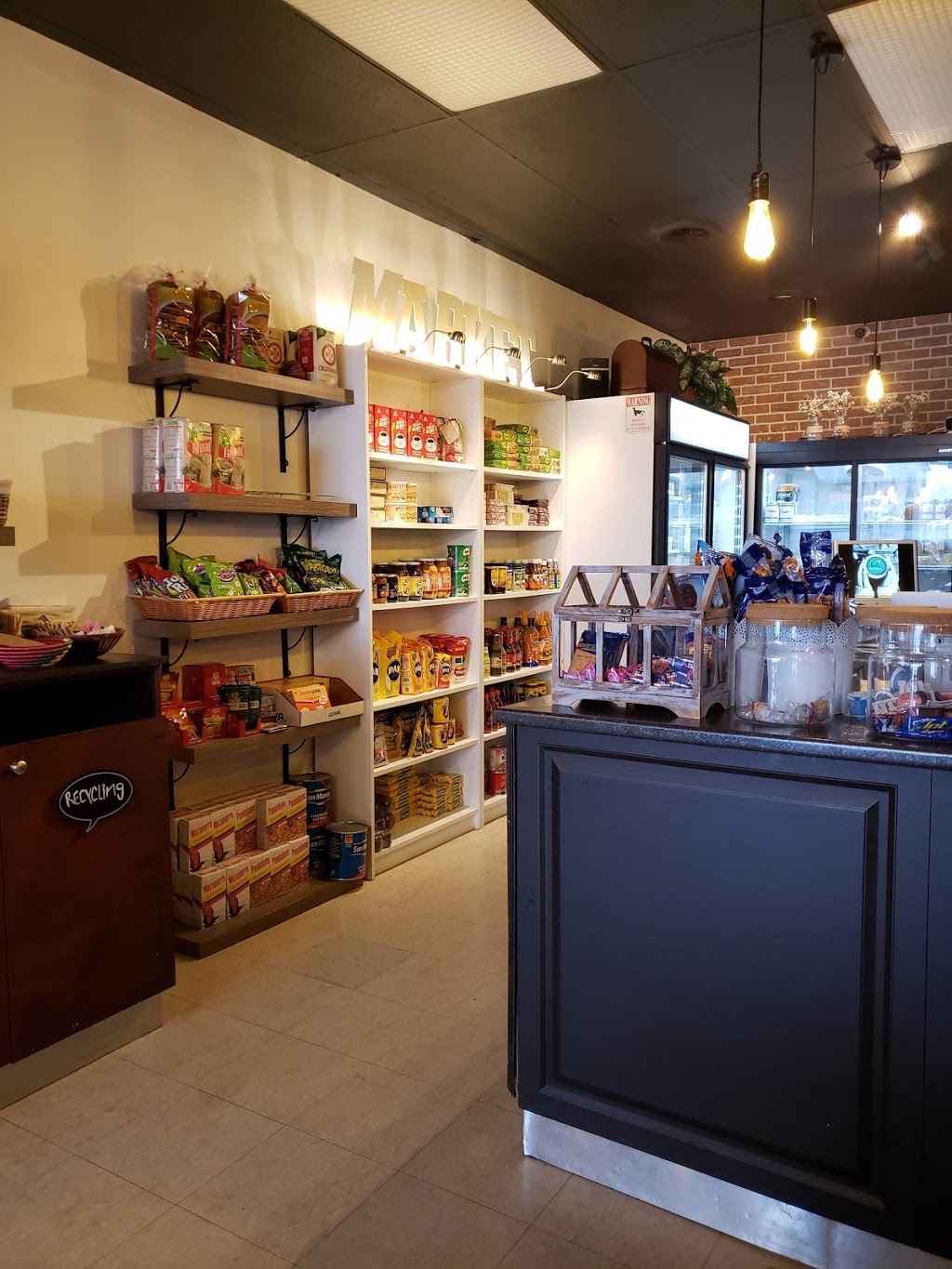 Mountain Grove Plaza | 2130 Mountain Grove Ave, Burlington, ON L7P 2J3, Canada