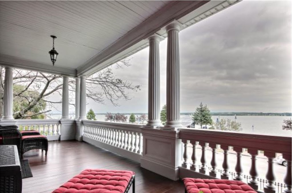 Emerillon Bed & Breakfast (l ) | 890 TURCOTTE TSSE, Trois-Rivières, QC G9A 5C5, Canada | Phone: (819) 841-4429