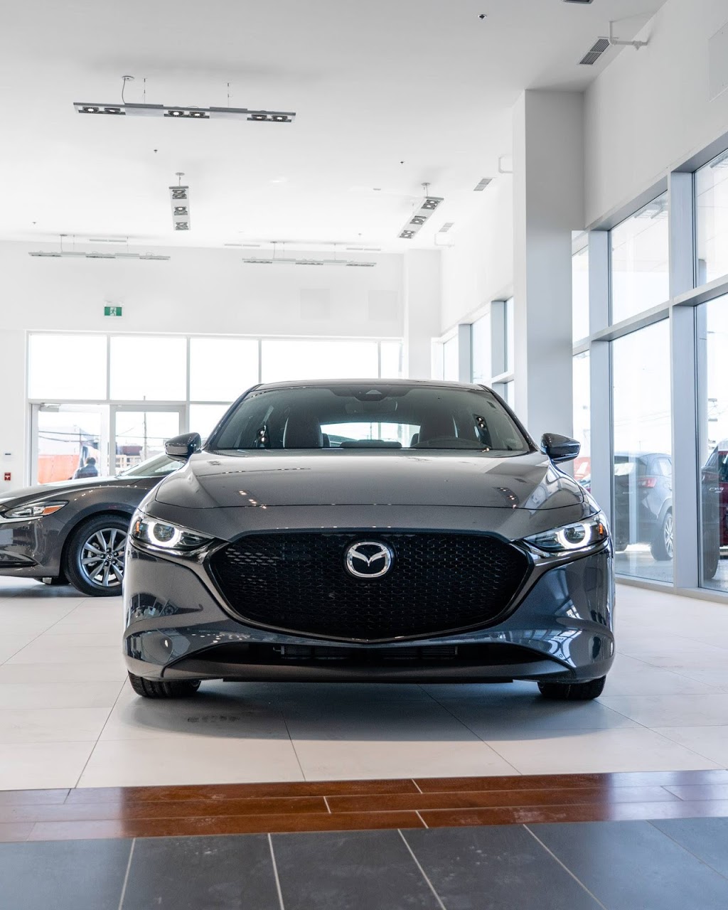 Mazda Gabriel St-Laurent | 5850 Chemin de la Côte-de-Liesse, Mont-Royal, QC H4T 1B2, Canada | Phone: (514) 256-7777