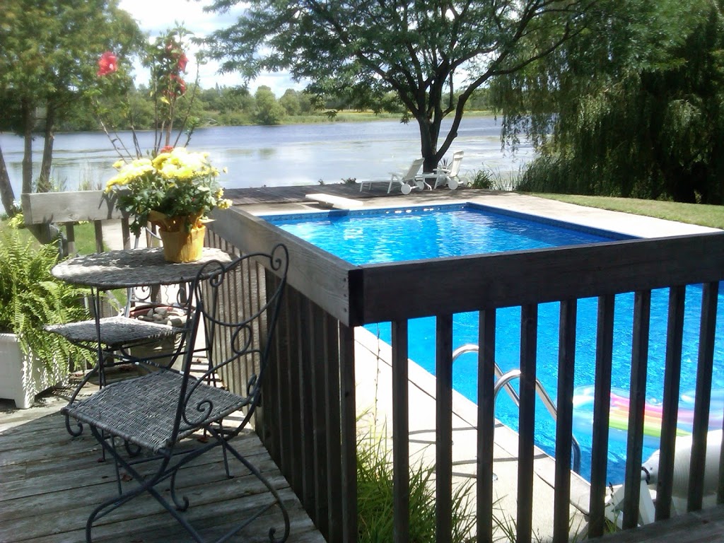 Katmors Bed and Breakfast | RR#4, 26 Willow Ln, Smiths Falls, ON K7A 4S5, Canada | Phone: (613) 402-1029