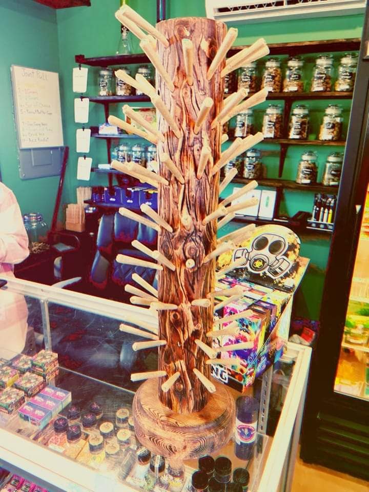 High Life Cannabis Shop | 195 Beach Rd, Trenton, NS B0K 1X0, Canada | Phone: (902) 957-4527