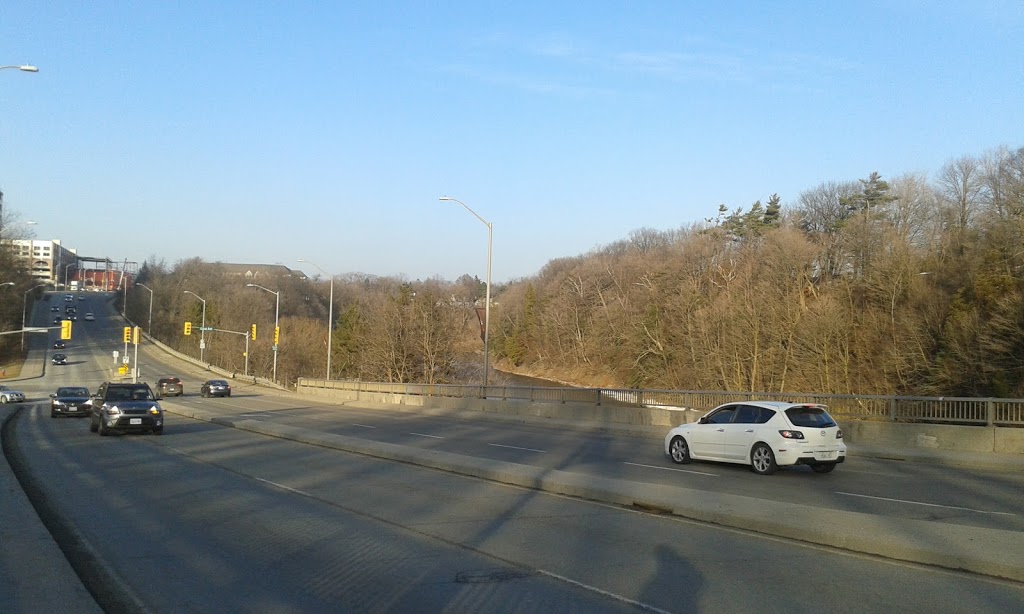 Hogs Back Park | 3 Cross Ave, Oakville, ON L6J 7W2, Canada