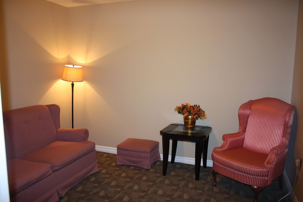 Kent Motel | 420 Grand Ave E, Chatham, ON N7L 1X2, Canada | Phone: (519) 352-9222