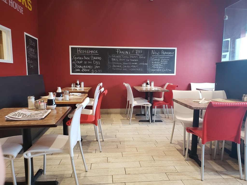 FlapJacks Barrie | 490 Mapleview Dr W, Barrie, ON L4N 6C3, Canada | Phone: (705) 503-8008