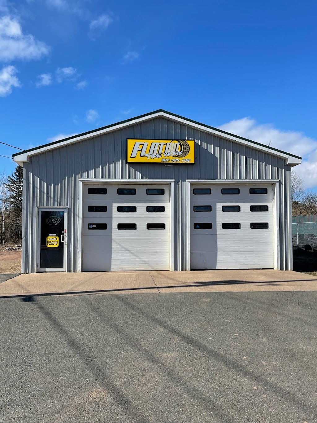 Flat Out Tireworx | 691 Pictou Rd, Valley, NS B6L 2P3, Canada | Phone: (902) 505-8473