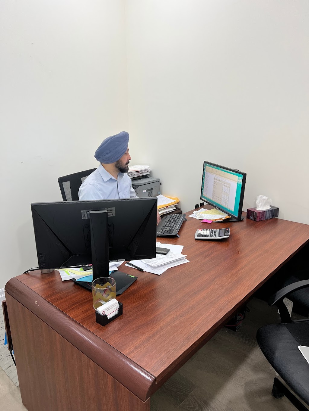 Premium Accounting & Tax Solutions | 2900 Gibford Dr #117, Ottawa, ON K1V 2R4, Canada | Phone: (613) 240-5555