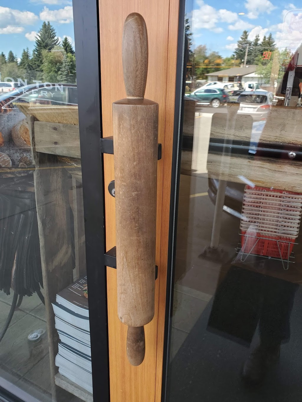 Bon Ton Bakery | 8720 149 St NW, Edmonton, AB T5R 1B6, Canada | Phone: (780) 489-7717