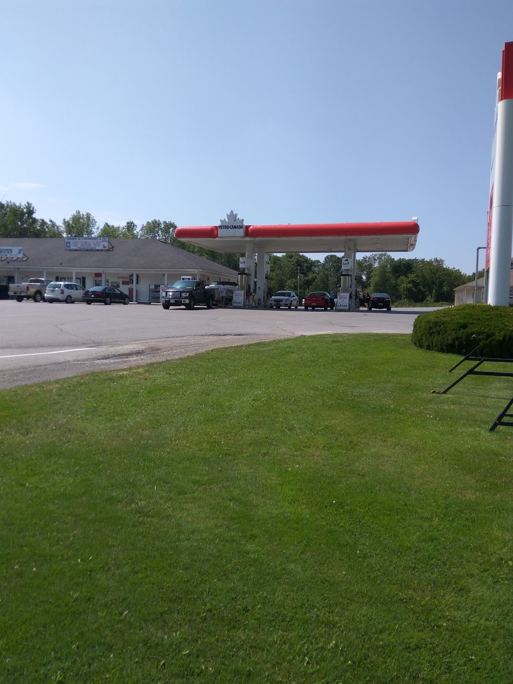 Petro-Canada | 5529 ON-62, Belleville, ON K8N 4Z7, Canada | Phone: (613) 962-0060
