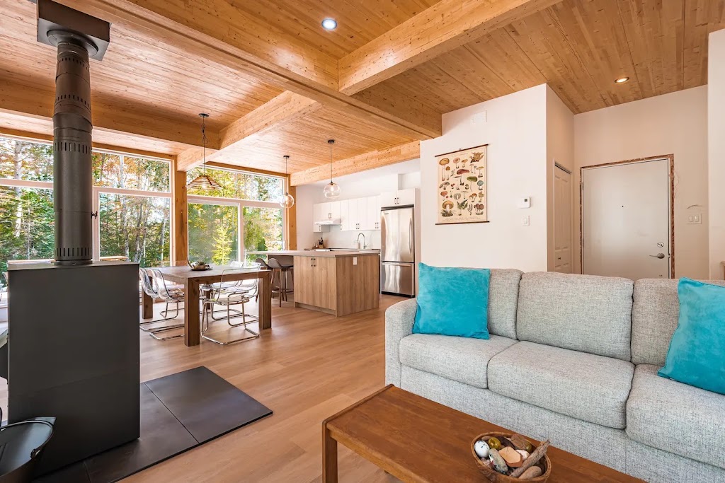 Chalet - Halte à la rivière | 161 rue des Chanterelles, Saint-Côme, QC J0K 2B0, Canada | Phone: (450) 805-4258
