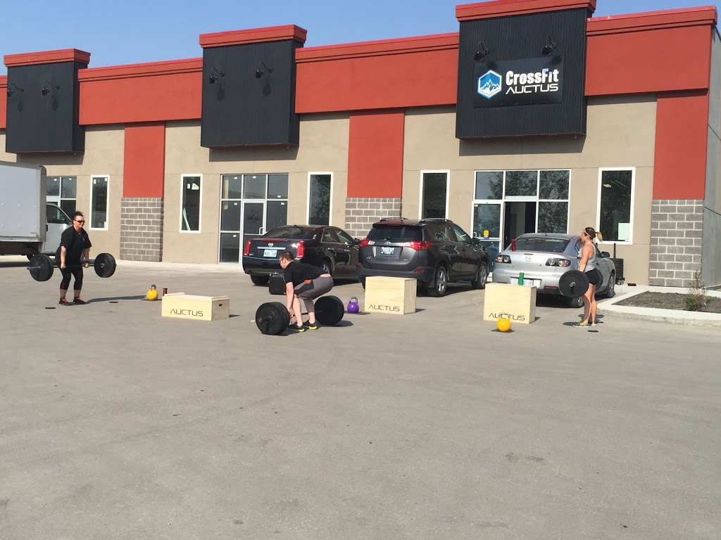 CrossFit auctus | 2091 Plessis Rd #5, Winnipeg, MB R3W 1S4, Canada | Phone: (204) 777-1044