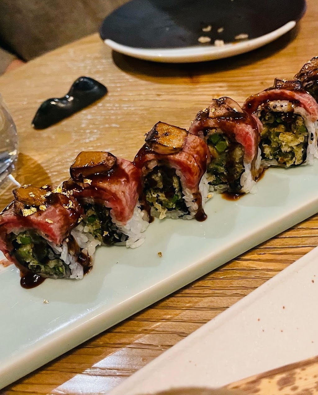 Muni Robata | 30 St Patrick St, Toronto, ON M5T 3A3, Canada | Phone: (416) 340-0472
