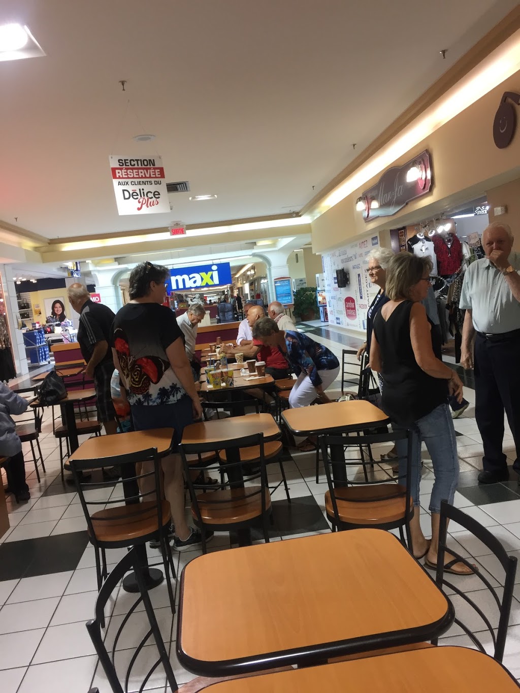 Carrefour Frontenac | 805 Boulevard Frontenac E, Thetford Mines, QC G6G 6L5, Canada | Phone: (418) 338-6388