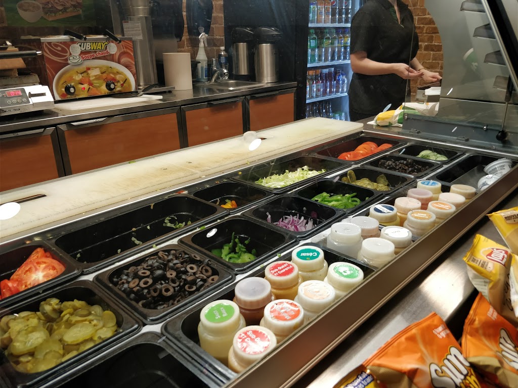 Subway | 975 boul. Roméo-Vachon N, Dorval, QC H4Y 1H1, Canada | Phone: (514) 633-7333