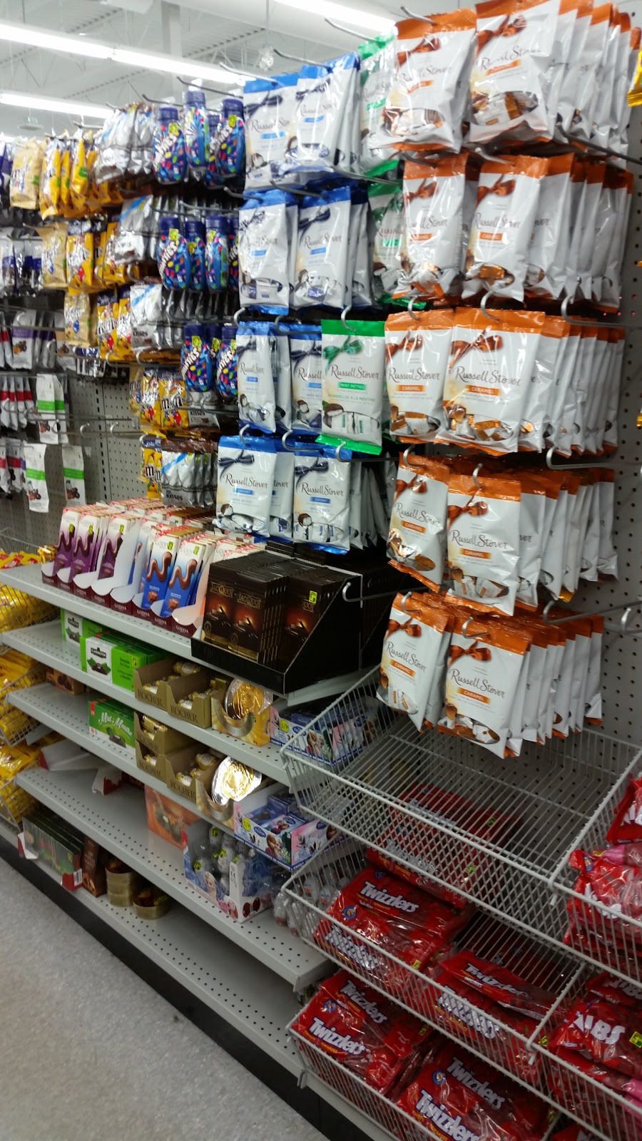 Dollarama | 3645 Gosset Rd, West Kelowna, BC V4T 1P4, Canada | Phone: (250) 768-2212
