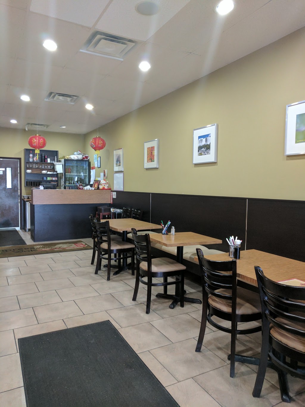 Empress Wok Chinese restaurant | 101 Osler Dr, Dundas, ON L9H 4H4, Canada | Phone: (905) 627-9300