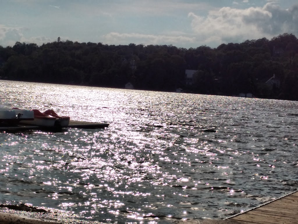 Lac Beauport Club Nautique | 219 Chem. du Tour-du-Lac, Lac-Beauport, QC G3B 0T5, Canada | Phone: (418) 849-6693