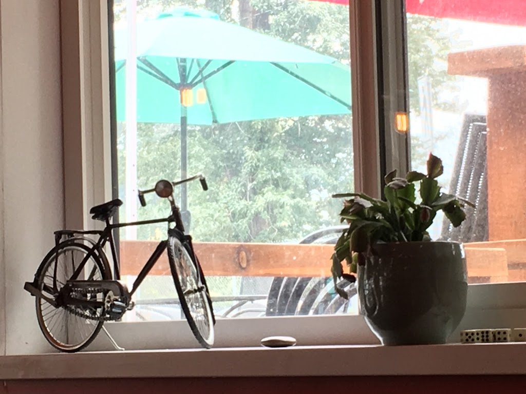 Rail Trail Cafe | 13904 Kalamalka Rd, Coldstream, BC V1B 1Y9, Canada | Phone: (250) 542-5582