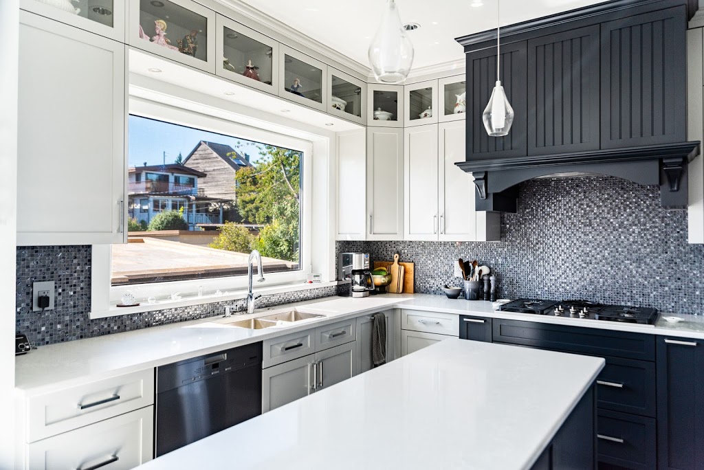EuroLine Windows | 7620 MacDonald Rd, Delta, BC V4G 1N2, Canada | Phone: (604) 940-8485