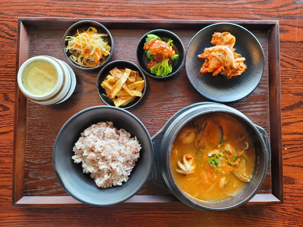 Han Korea BBQ | 5885 Vedder Rd #103, Chilliwack, BC V2R 1C3, Canada | Phone: (604) 858-1838